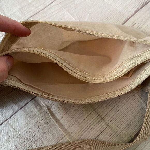 Austin House 2 bundle Fanny pack w/double zipper closure & elastic strap - Picture 9 of 12